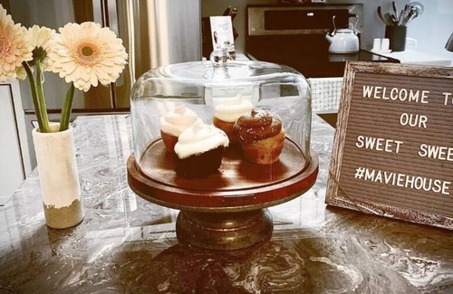Waco House | Baylor Football Season Ready! Take TWO streets to Downtown & Magnolia Silos!