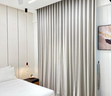 Likas Apartment | Bayluxe with Seaview