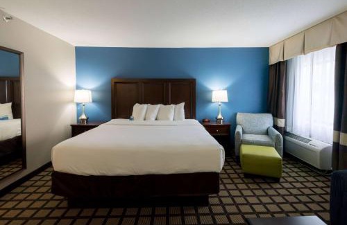 Romulus Hotel | Baymont by Wyndham Detroit Airport/Romulus