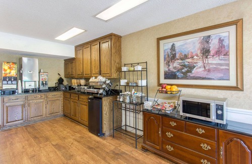 Dunn Hotel | Baymont by Wyndham Dunn