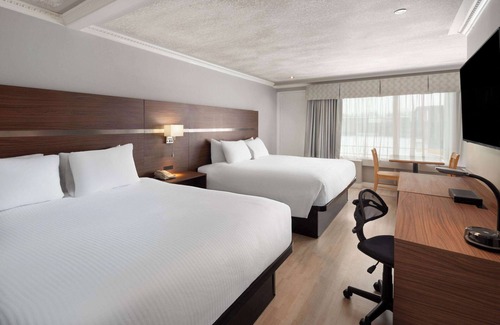 Edson Hotel | Baymont by Wyndham Edson