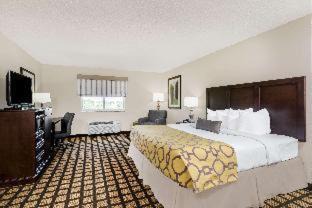 Erie Hotel | Baymont by Wyndham Erie