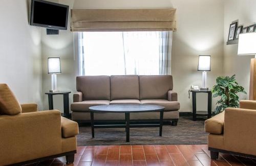 Flat Rock Hotel | Baymont by Wyndham Flat Rock