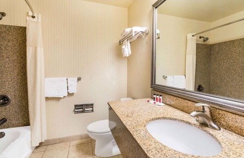 Fort Morgan Hotel | Baymont by Wyndham Fort Morgan