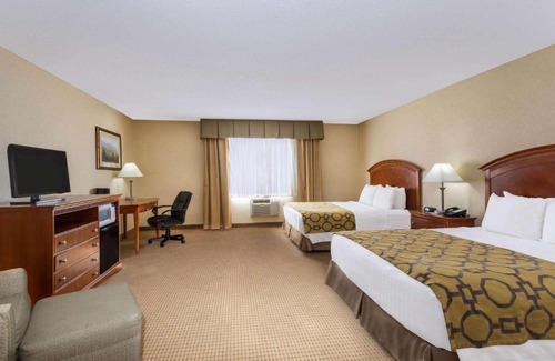 Fort Morgan Hotel | Baymont by Wyndham Fort Morgan