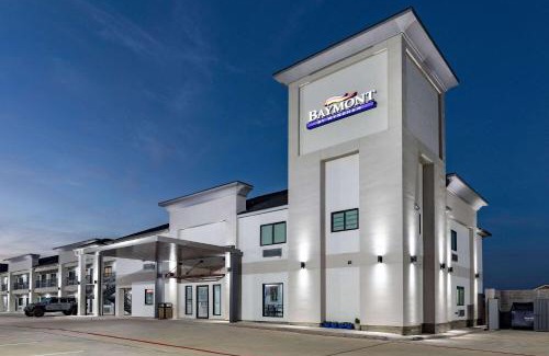 Freeport Hotel | Baymont by Wyndham Freeport Texas