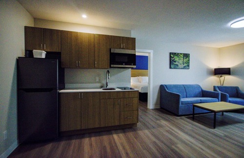 Gold River Hotel | Baymont by Wyndham Gold River