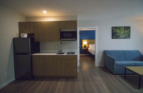 Gold River Hotel | Baymont by Wyndham Gold River