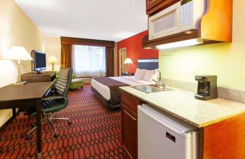 Paxtonia Hotel | Baymont by Wyndham Harrisburg