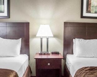 Iron Mountain Hotel | Baymont by Wyndham Iron Mountain