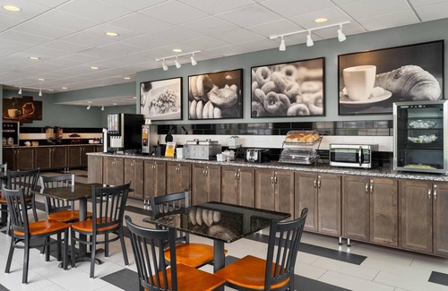 Jefferson City Hotel | Baymont by Wyndham Jefferson City