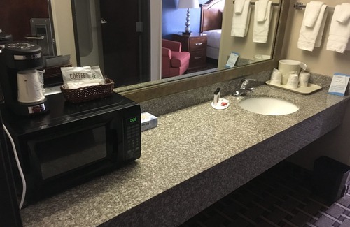 Lawton Hotel | Baymont by Wyndham Lawton