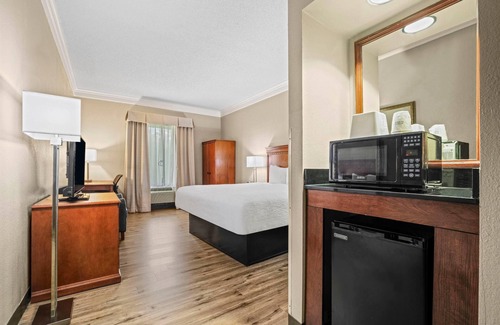 Madisonville Hotel | Baymont by Wyndham Madisonville