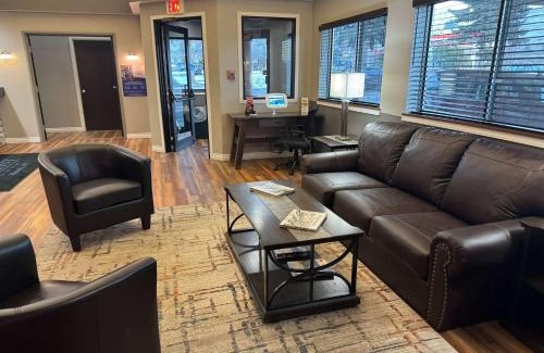 Grant Creek Cabin | Baymont by Wyndham Missoula