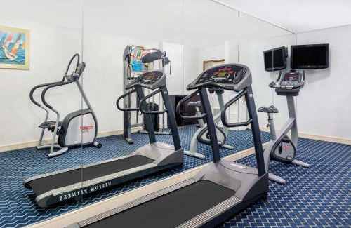 Savannah Hotel | Baymont by Wyndham Savannah Midtown