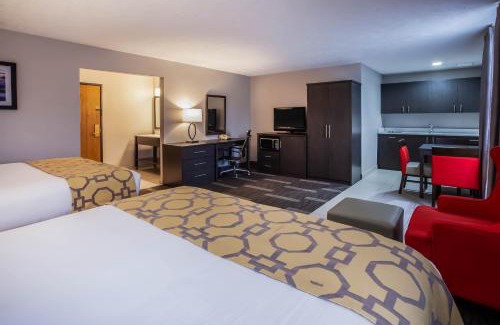 Traverse City Hotel | Baymont by Wyndham Traverse City