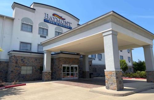 College Station Hotel | Baymont by Wyndham College Station