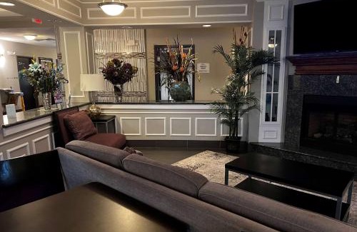 College Station Hotel | Baymont by Wyndham College Station