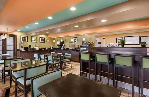 Elizabeth City Hotel | Baymont by Wyndham Elizabeth City