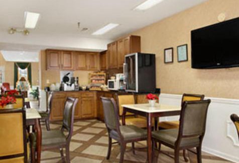 Waycross Hotel | Baymont by Wyndham Waycross