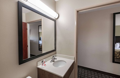 Farmington Hotel | Baymont Inn by Wyndham Farmington
