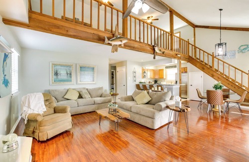 Barataria Cabin | Bayou Bliss: Barataria Waterfront Getaway w/Dock!