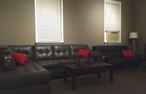 Barataria Apartment | Bayou Life Lodging and Charter Fishing. Only 25 miles to the French Quarter.