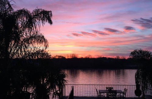 Barataria House | Bayou Life Lodging, Charter Fishing, Ecotourism. Only 25 miles to French Quarter