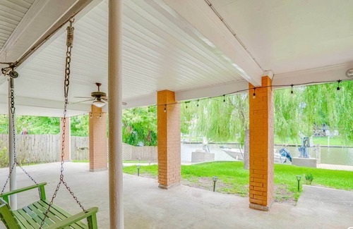 New Orleans East Area House | Bayou Waterfront | Games Room | Monthly Discount