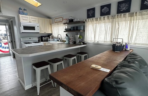 Tuckerton Beach House | Bayside Bungalow! Tuckerton Beach, Lagoon Front, 2 Boat Docks