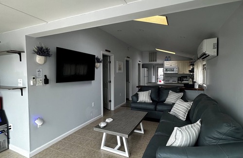 Tuckerton Beach House | Bayside Bungalow! Tuckerton Beach, Lagoon Front, 2 Boat Docks