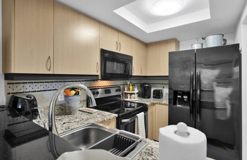 Coconut Grove Apartment | Bayshore Charm Free Parking