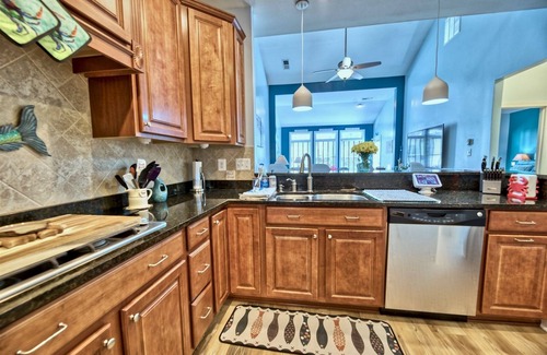 The Commons House | Bayside* 3 BR Luxury Townhome in Award-Winning Resort, Sleeps 8