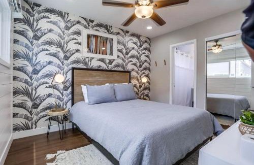 Mission Beach House | Bayside Bikini 2