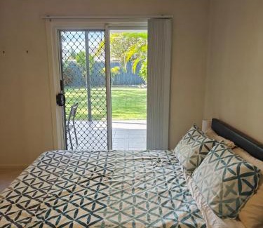 Wynnum Apartment | Bayside Bliss
