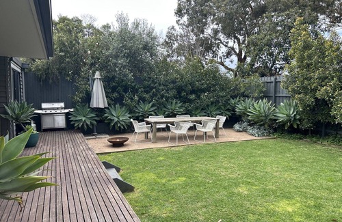 Highett House | Bayside Bounce! - Sun filled family bayside homen5 min drive from beach! n