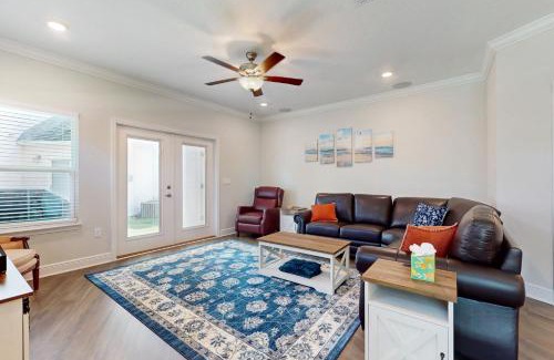 Navarre House | Bayside Breeze