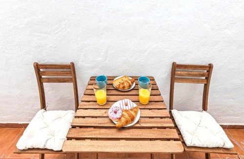 Los Cocoteros Apartment | Bayside Cocoteros Hideaway Serenity Cove