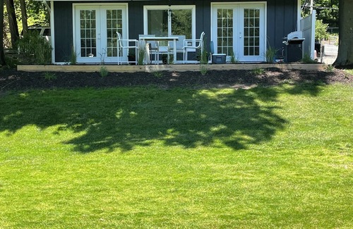 Ludington Cottage | Bayside cottage is our new Hamlin lake cottage. Complete with docks 50’ away.