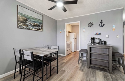 Ocean City Condo | Bayside Family Getaway with Pool