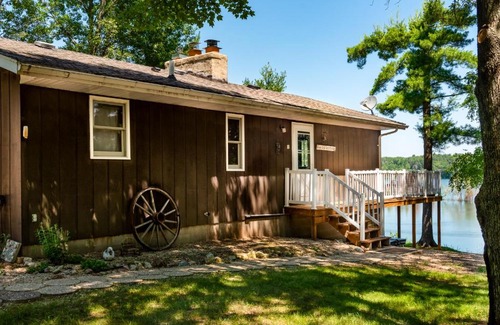 Wautoma House | Bayside Getaway