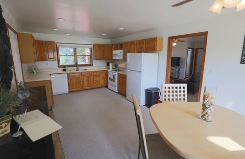 Locustville House | Bayside House with Sunset Water Views on Secluded Private Farm