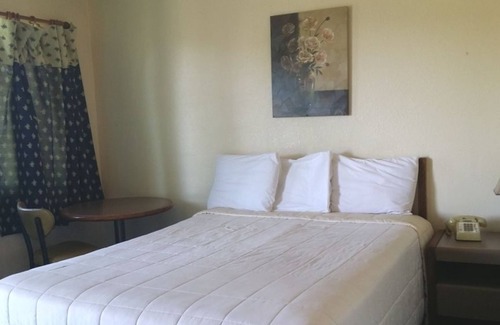 Blaine Hotel | Bayside Motor Inn
