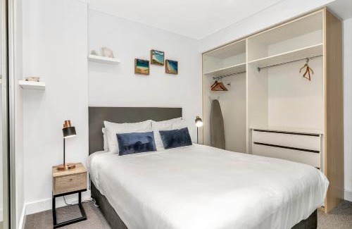 Glenelg Apartment | 'Bayside Pines' Resort-style Haven on Glenelg Beach