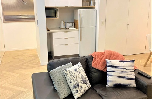 Port Melbourne Apartment | Bayside Port Melbourne Studio Apartment