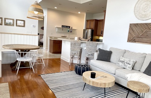 The Commons Villa | Bayside Resort 3 BR 3BA, Pools, Golf : Outdoor Pools and Gym