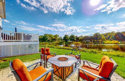 The Commons House | Bayside Resort - 36306 Sunflower Boulevard