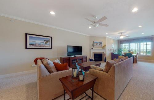 Sun Ridge Apartment | Bayside Resort - 38415 Boxwood Terrace, Unit #302B