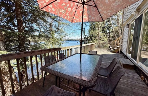 Dorset Cabin | Bayside Retreat: Cozy Cottage w Stunning Lake View