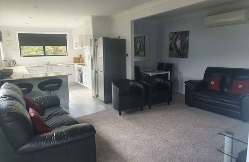 Lunawanna House | Bayside Retreat - Lunawanna, Bruny Island